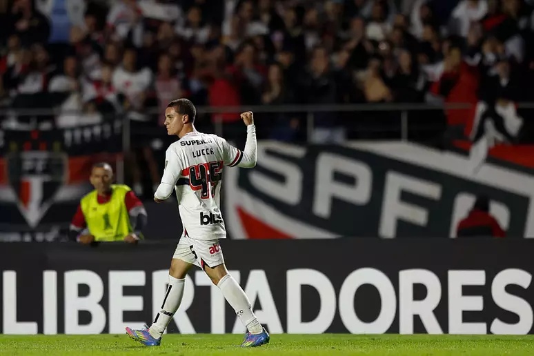 Lucca marca pelo São Paulo na Libertadores