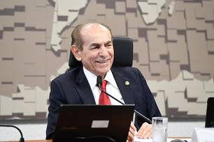 Empresas de familiares de Marcelo Castro já faturaram R$ 464 mi do estado