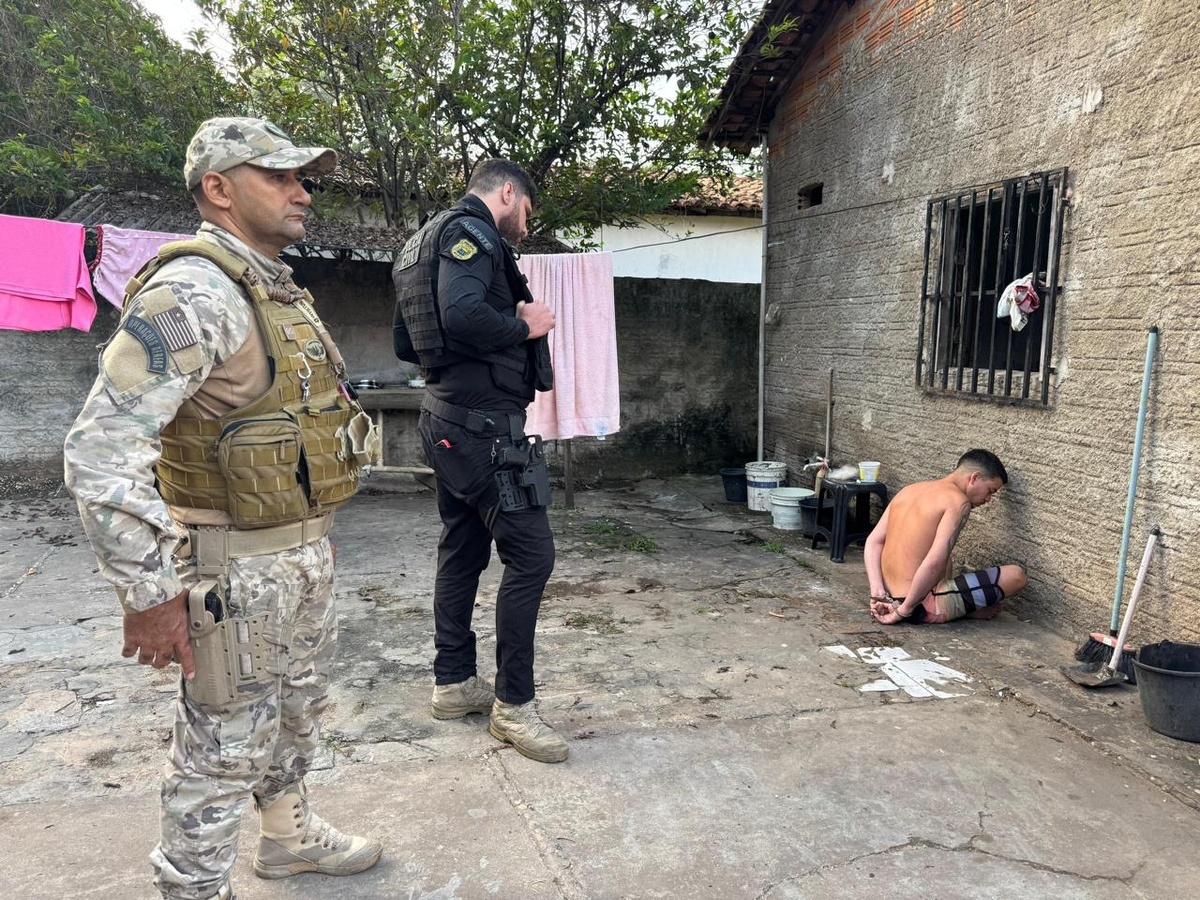 Operação do Denarc contra suspeitos de envolvimento com o Bonde dos 40 é deflagrada nesta sexta-feira (23)