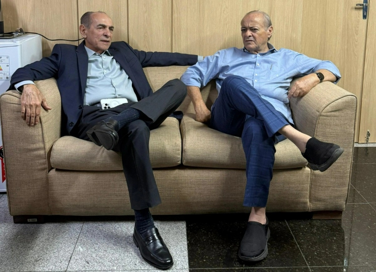 Senador Marcelo Castro em reunião com prefeito de Teresina Silvio Mendes