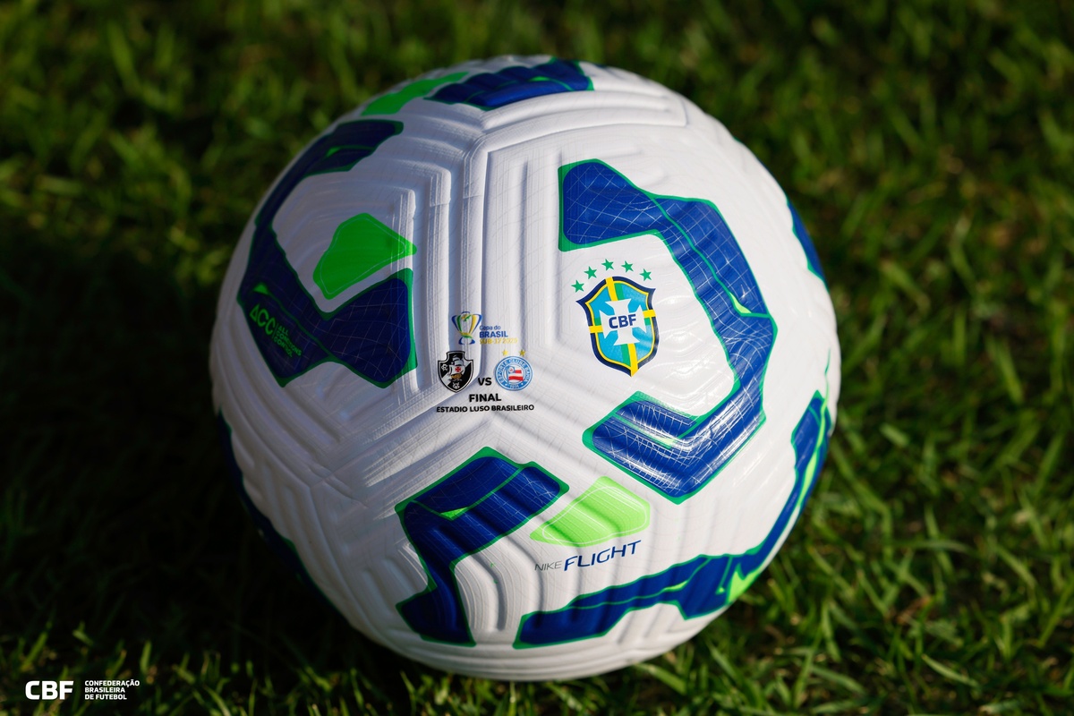 Título da Copa do Brasil Sub-17 será disputado por Vasco e Bahia.