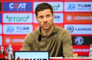 Xabi Alonso deixará o comando da equipe ao final da atual temporada (Foto: Reprodução/ Bayer Leverkusen)