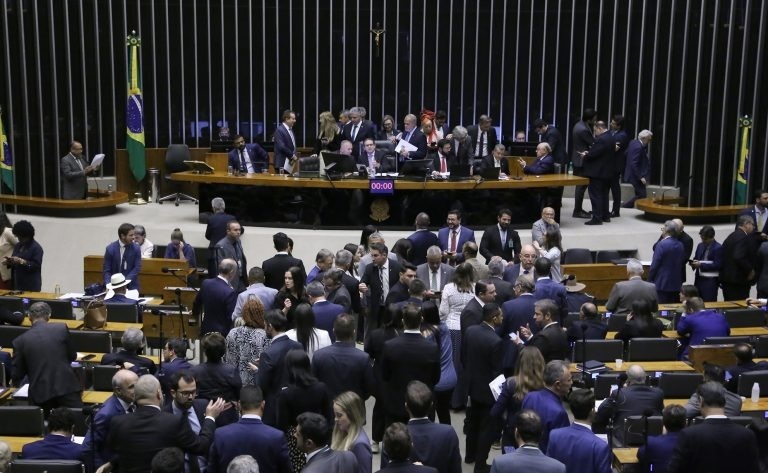 Câmara dos Deputados aprova projeto de lei