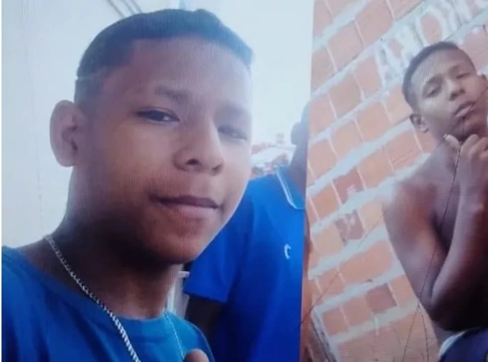 Carlos Alexandre Pereira de Sousa, de 14 anos