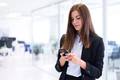 O papel do SMS corporativo na comunicação de empresas com seus clientes