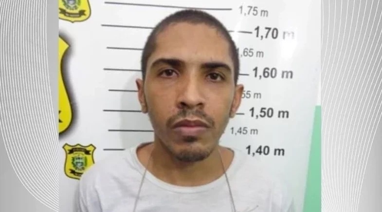 Italo da Silva Araújo em foto de identificação policial