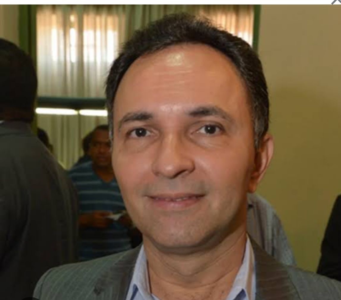 José Eduardo, num bunker em Isarel