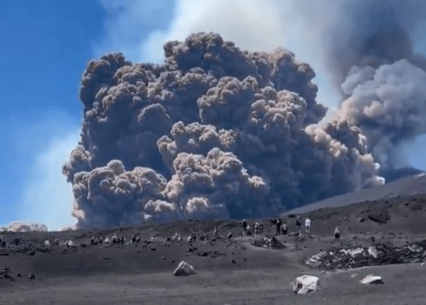 Monte Etna, maior e mais ativo vulcão da Europa