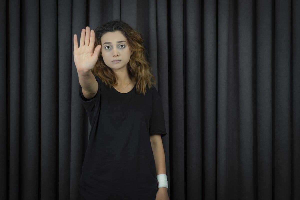 . Mulheres cis, trans e travestis são beneficiárias da política de cotas prevista na Lei Maria da Penha