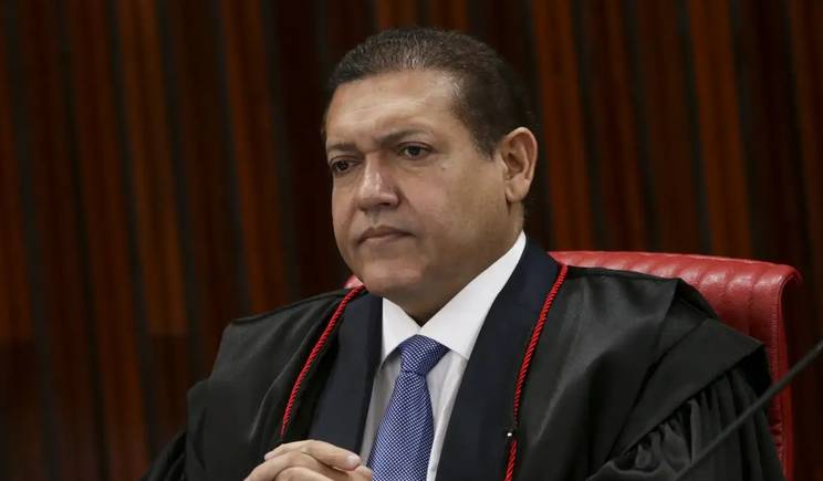 Nunes Marques bloqueia R$ 85,7 milhões por fraudes em emendas