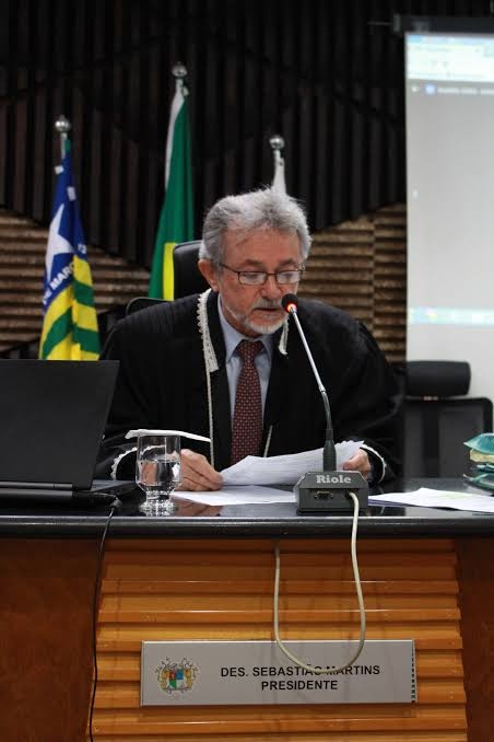 Desembargador Haroldo Rehem - com o pé na aposentadoria