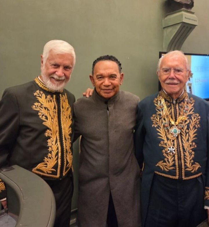 Salgado e os irmortais Bacha e Sarney