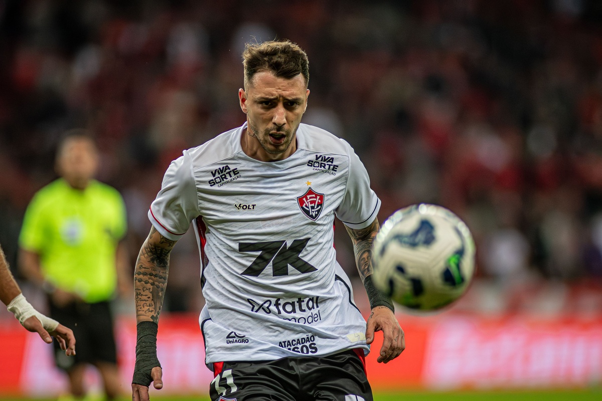 Vitória visita o Botafogo pela 14ª rodada do Brasileirão