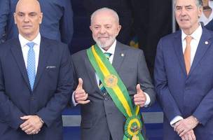 Alexandre de Moraes, Lula e Luís Roberto Barroso no Desfile de 7 de Setembro - Brasília - 07/09/2024 (Foto: Fabio Rodrigues-Pozzebom)