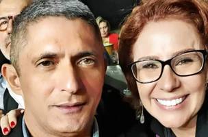 Antônio Aginaldo de Oliveira ao lado de Carla Zambelli. (Foto: Reprodução | Redes Sociais)