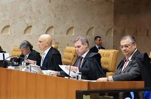 Ministros do STF Cármen Lúcia, Luiz Fux, Alexandre de Moraes, André Mendonça e Flávio Dino em sessão plenária da Corte. (Foto: Rosinei Coutinho/STF)