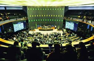 Os deputados podem pedir reembolso sem limite de solicitações, desde que cada nota não ultrapasse R$ 135,4 mil (Foto: José Cruz/ABR/Flickr)