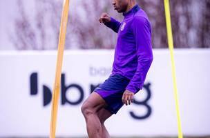 Vitinho em treinamento ao ser anunciado pelo Corinthians no CT Dr. Joaquim Grava (Foto: Rodrigo Coca/Agência Corinthians)