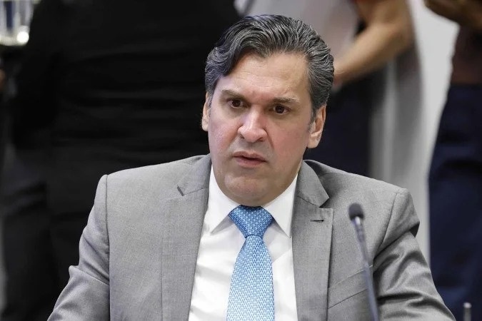 O deputado Isnaldo Bulhões (MDB-AL), relator do Orçamento, também foi autor e relator da instrução normativa para aumentar o Fundão Eleitoral