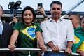 Flávio Bolsonaro diz que crise com Michelle está superada após desculpas