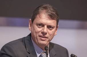 Moraes autoriza visita de Tarcísio a Bolsonaro preso na Papuda (Foto: Paulo Pinto/Agência Brasil)
