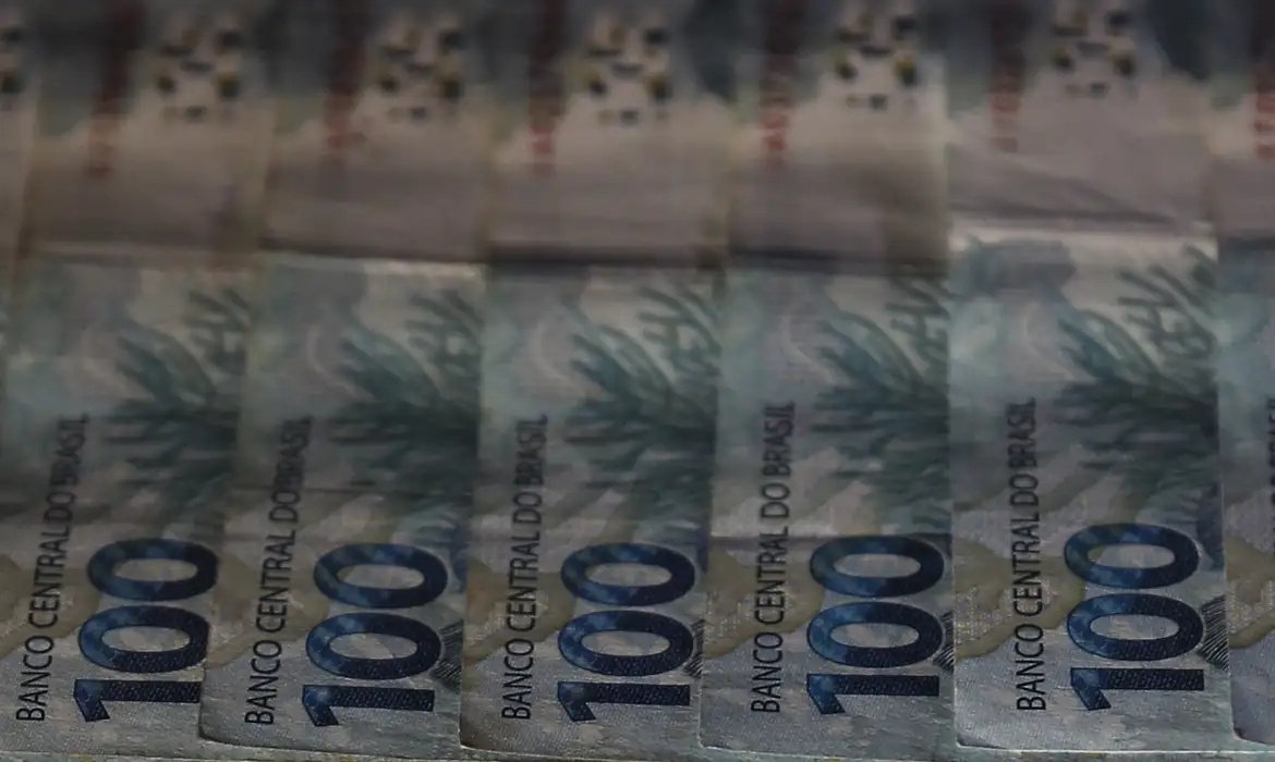 Reforma tributária inicia fase de testes com IVA Dual em 2026