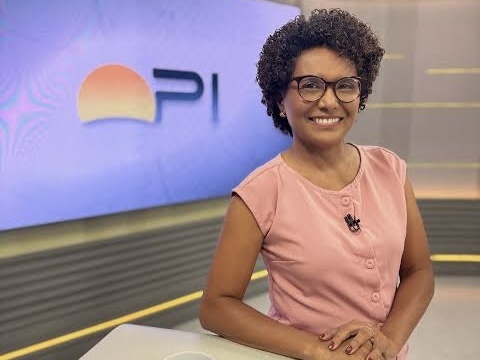 Ângela Bispo, apresentadora do Bom Dia Piauí