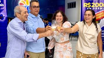 Cerimônia de premiação do Data AZ, no Portal 180 graus (Foto: Reprodução)