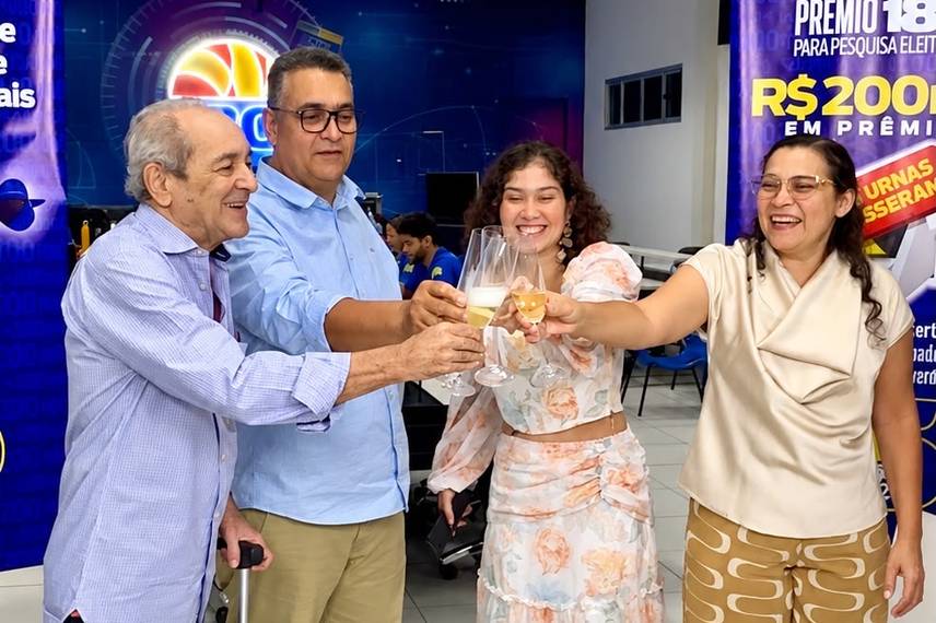 Cerimônia de premiação do Data AZ, no Portal 180 graus