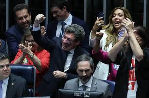 fim da escala 6x1 (Foto: Senado)