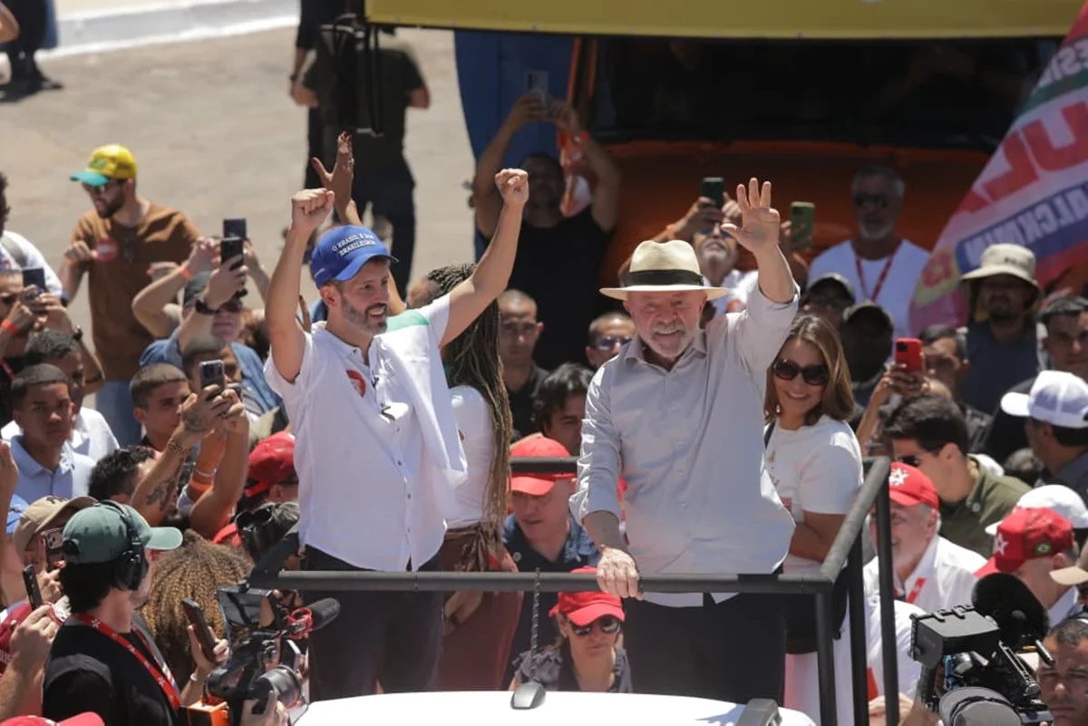 Lula em ato político no Distrito Federal