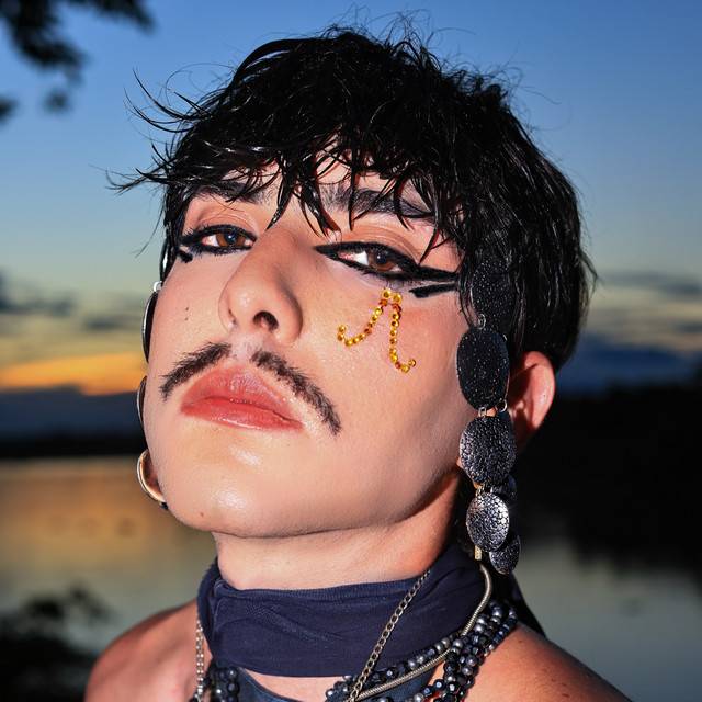 Teresina tem um “divo pop”: conheça Lutasi, dono do hit “Shukarulê”