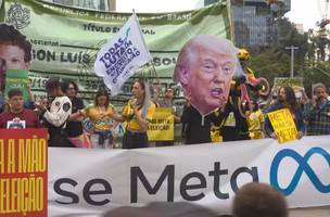 Manifestação em frente à sede da Meta em SP (Foto: Reprodução/TV Globo)
