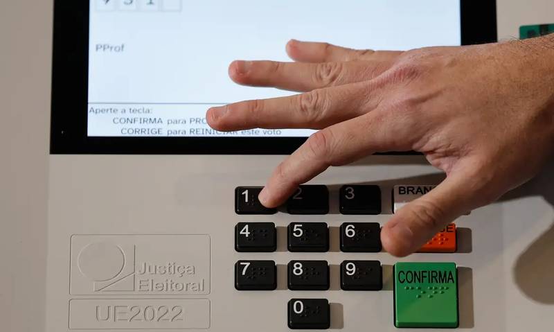 Pessoas com deficiência têm direitos garantidos para votar nas eleições