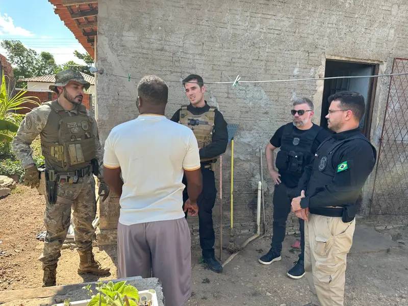 Homem preso em Altos é investigado por furto de R$ 133 mil aos Correios  Suspeit