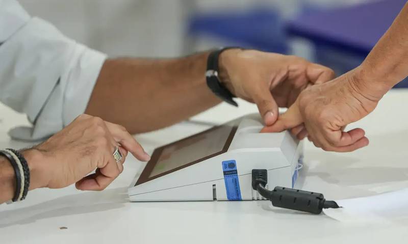 Segundo turno das eleições será em 25 de outubro