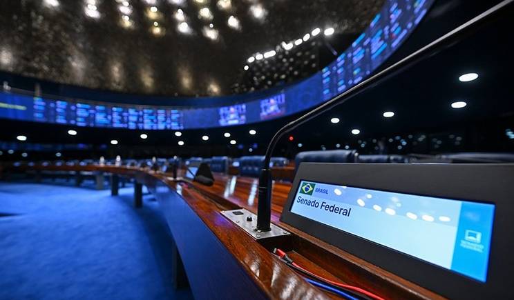 Partidos ficam abaixo da cláusula de barreira