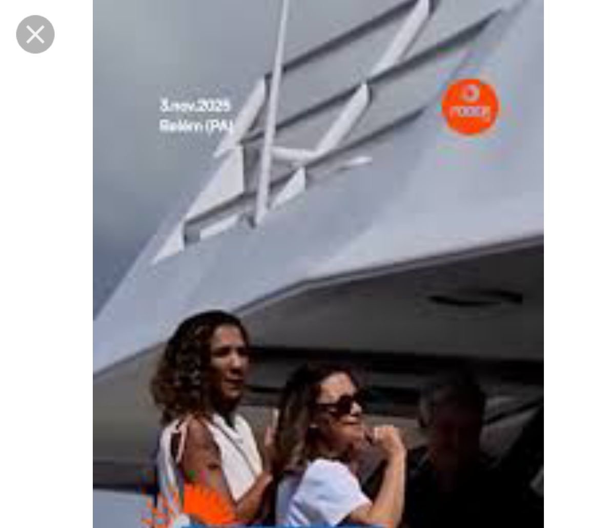 Aniele e Janja fazendo dancinha em barco da Fracassada Cop30