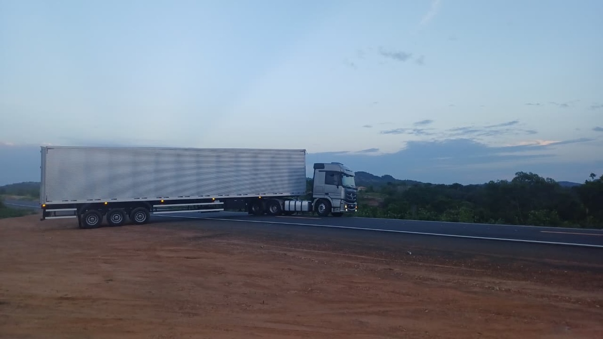 Caminhão tinha carregamento de óleo de cozinha com documento irregular