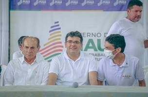 Marcelo Castro, Rafael Fonteles e o prefeito de Angical do Piauí (Foto: Ascom)