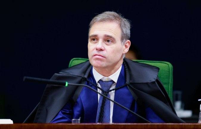 AGU prepara recurso contra afastamento do chefe da Polícia Federal