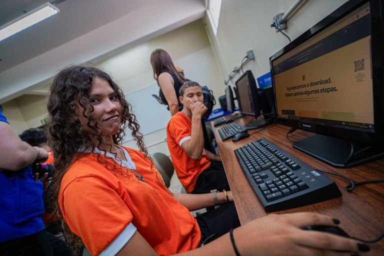 Programa federal doa 873 computadores e amplia inclusão digital no Piauí