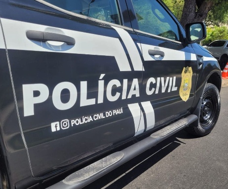 Suspeita de se passar por advogada é presa no centro de Teresina