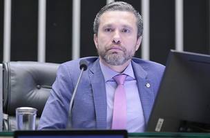Deputado Pinato afirma que conversa com advogado Ciro Soares tinha como conteúdo expansão do Master para China (Foto: Reprodução)