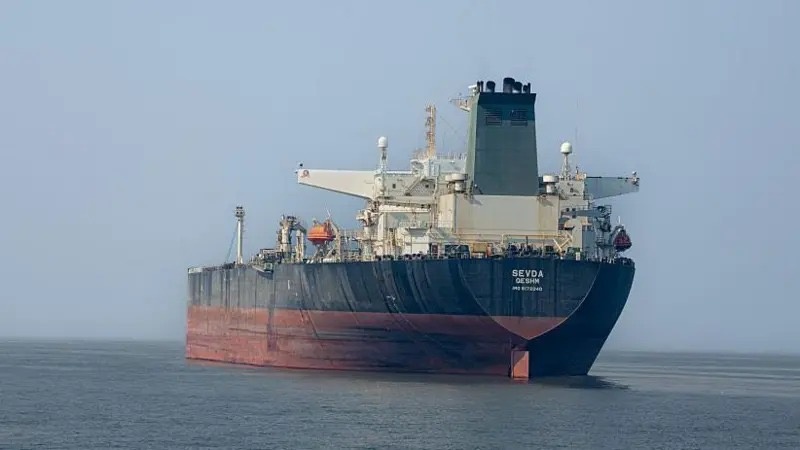 Navio de petróleo