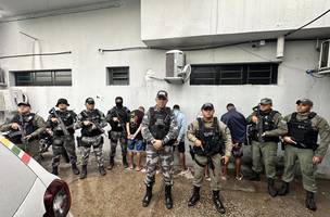 Polícia Militar prende suspeitos de roubarem carro de motorista de aplicativo em Teresina (Foto: Polícia Militar)