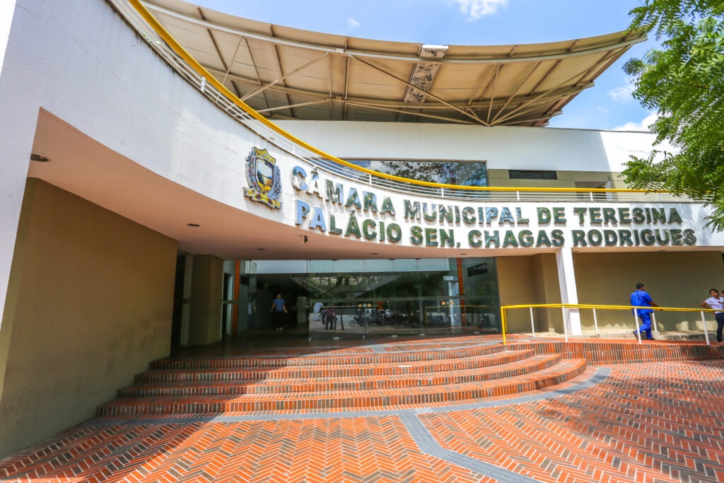 Projeto que altera cálculo do IPTU é aprovado pela Câmara de Teresina