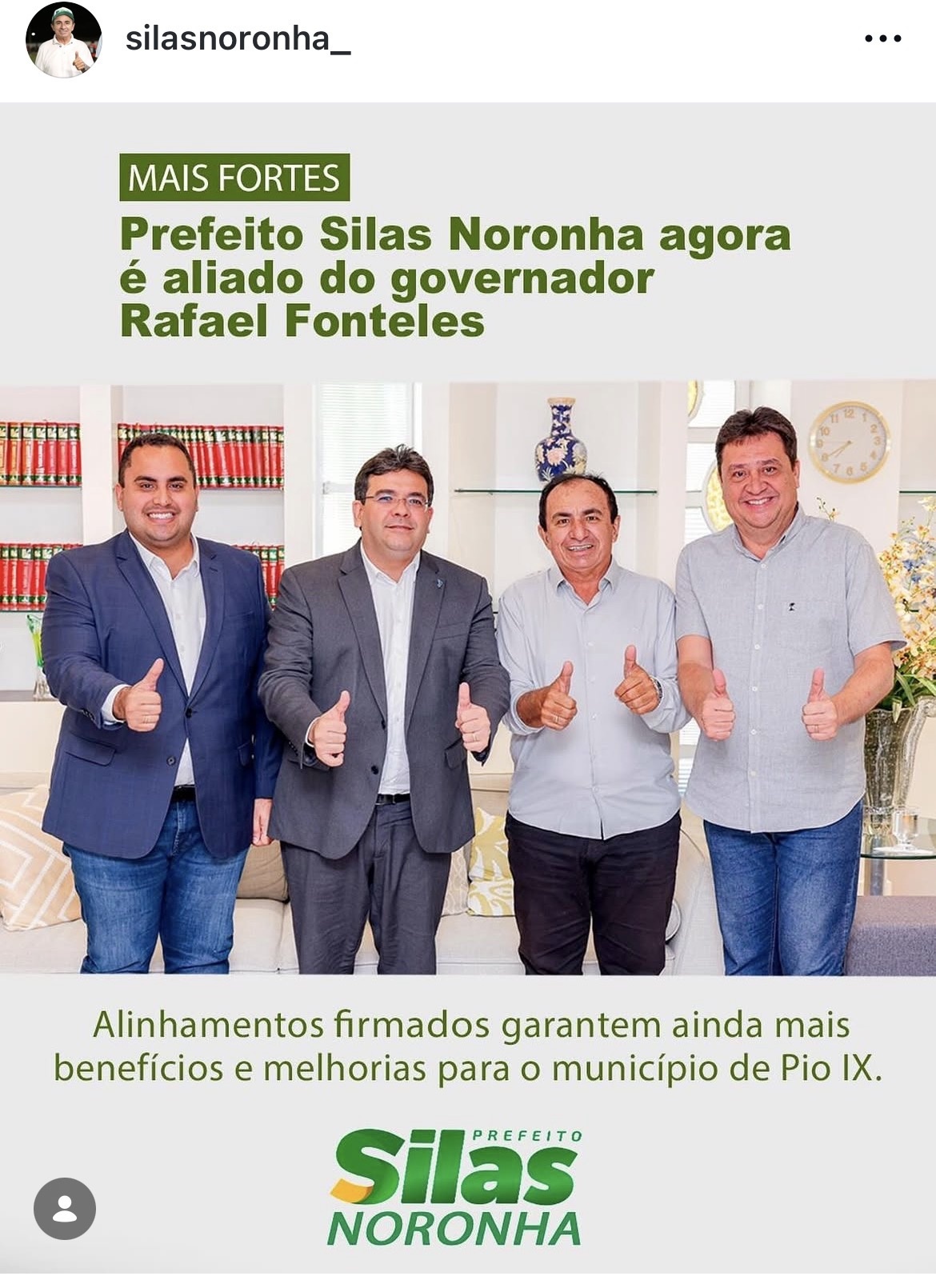 Silas Noronha ao lado de Rafael