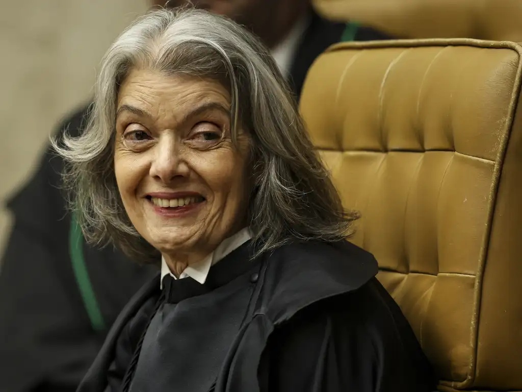 Carmen Lúcia