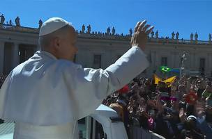Papa desejou "Feliz Páscoa" em português (Foto: Reprodução)